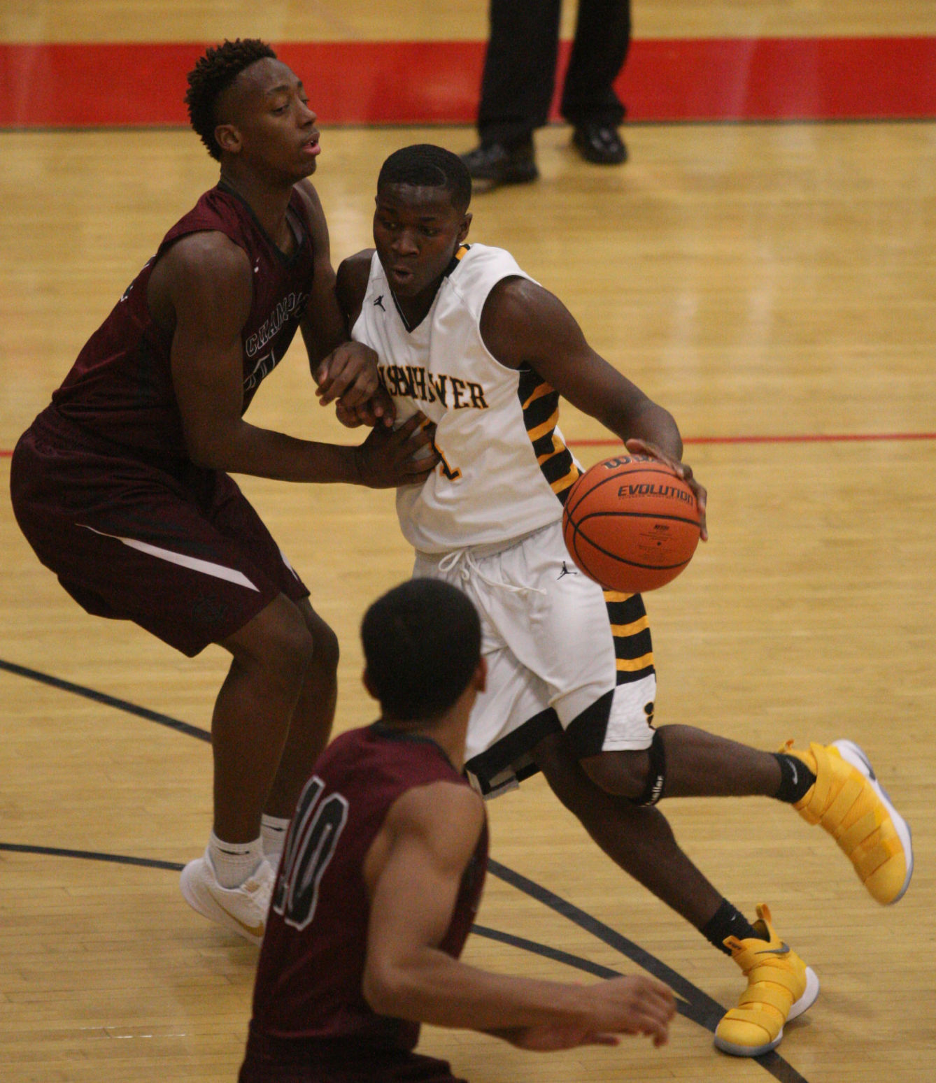 Eisenhower vs Champaign Central Boys Basketball 12 11.24.17.jpg